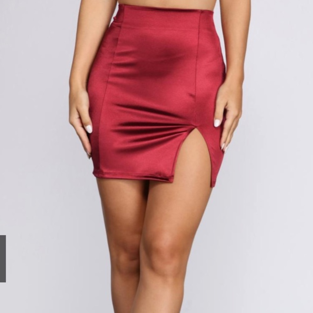 🔺SATIN MINI SKIRT🔺